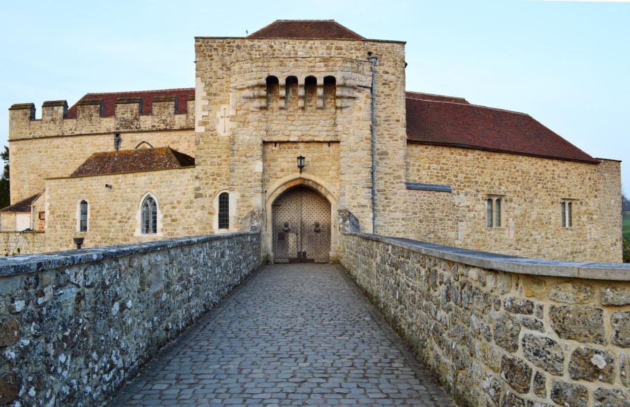 Bed and Breakfast Leeds Castle Maiden'S Tower Maidstone Exterior foto